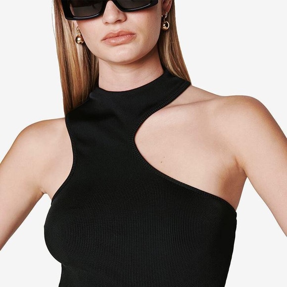 Anine Bing
Lesly Asymmetric Tank Top - Picture 2 of 16